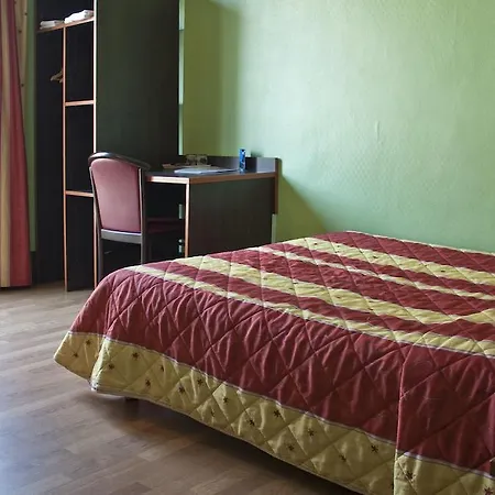 Cambrai Hotel