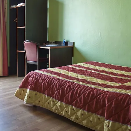 Hotel Cambrai 2*